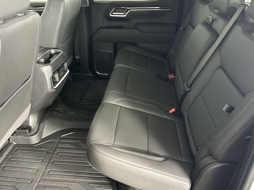 new 2025 GMC Sierra 1500 car, priced at $61,929