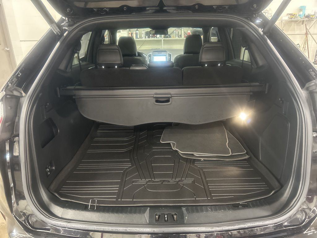 used 2020 Ford Edge car, priced at $21,426