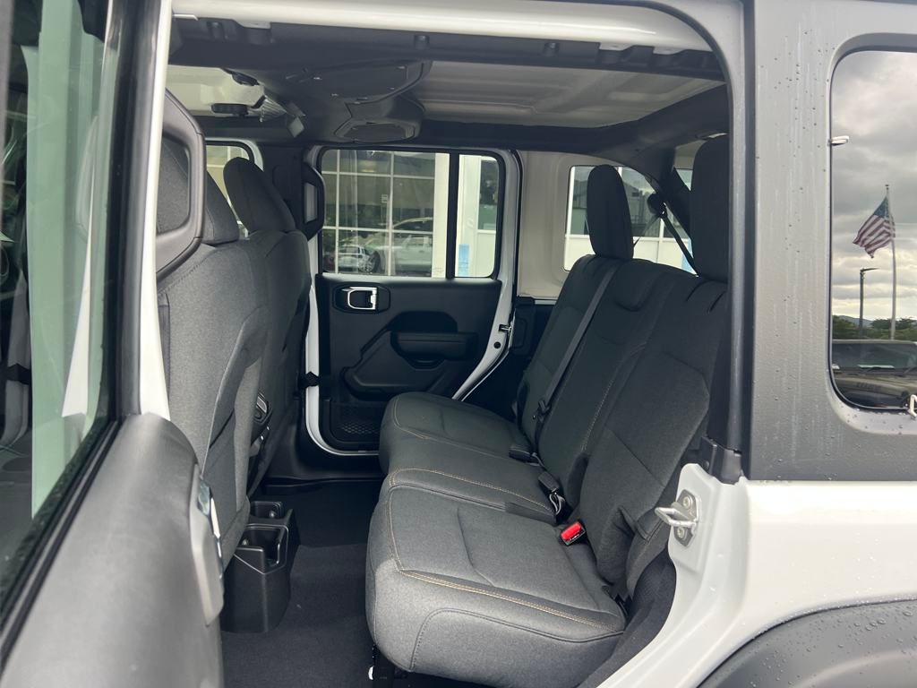 new 2025 Jeep Wrangler car, priced at $45,868