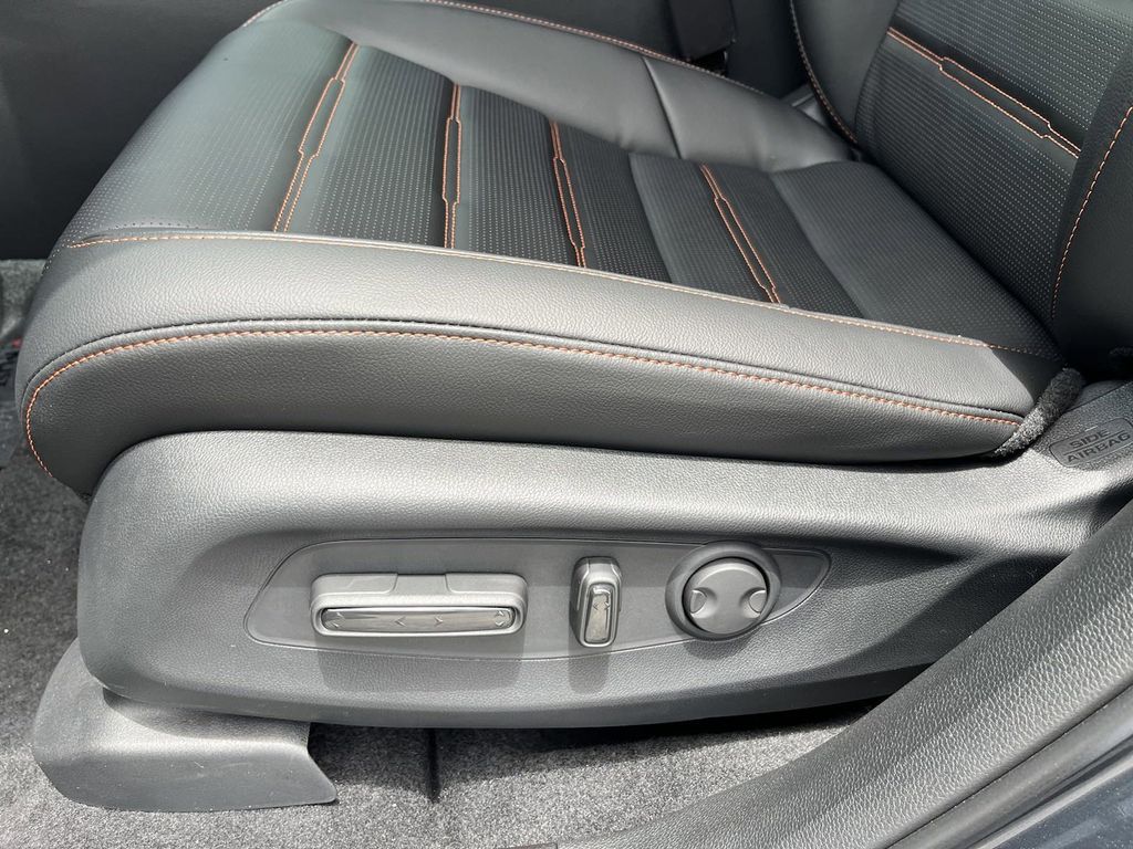 new 2025 Honda CR-V Hybrid car, priced at $40,795