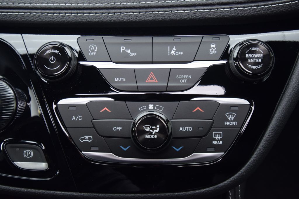 new 2026 Chrysler Pacifica car, priced at $48,645