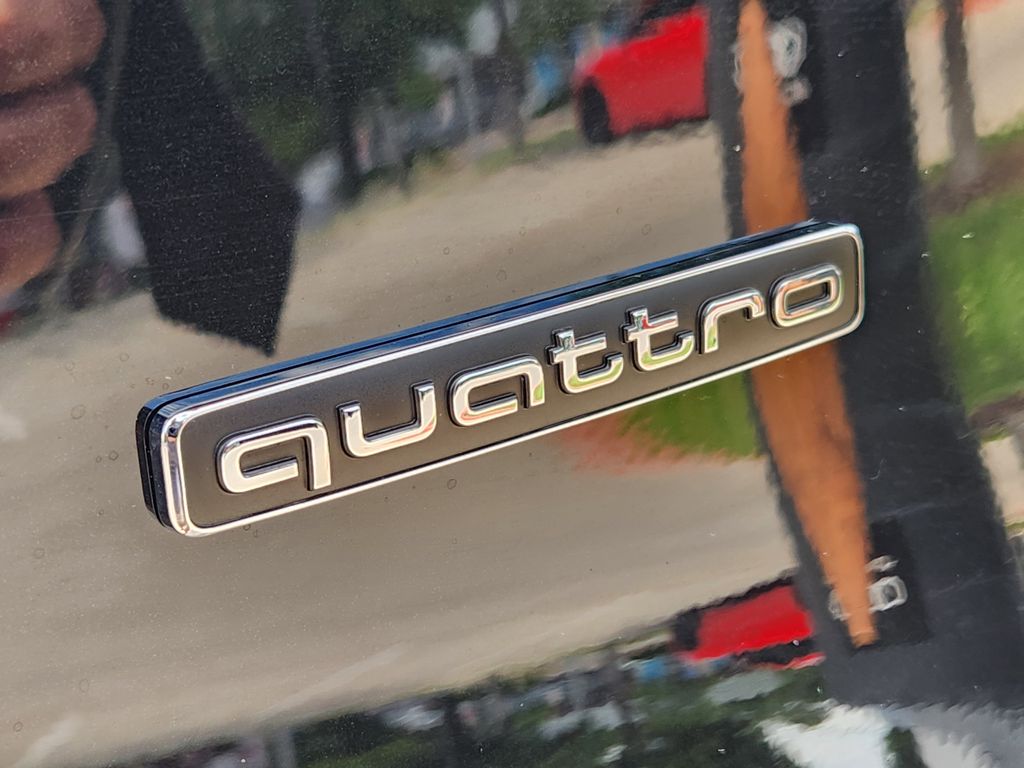 new 2025 Audi Q5 car, priced at $59,550