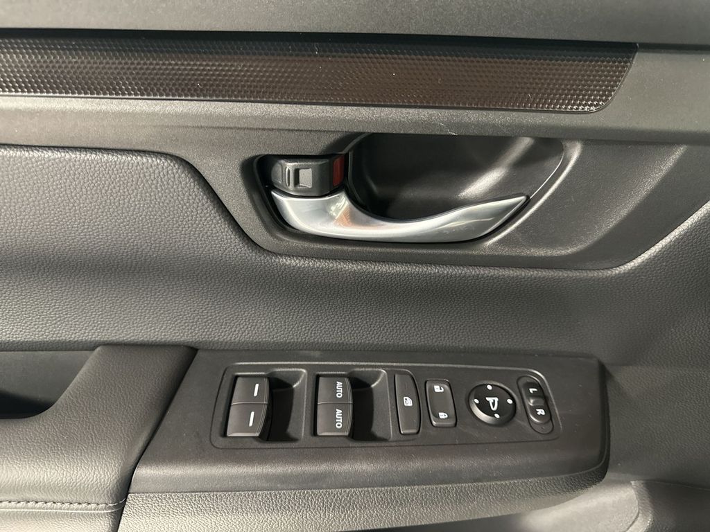 new 2025 Honda CR-V car, priced at $35,700