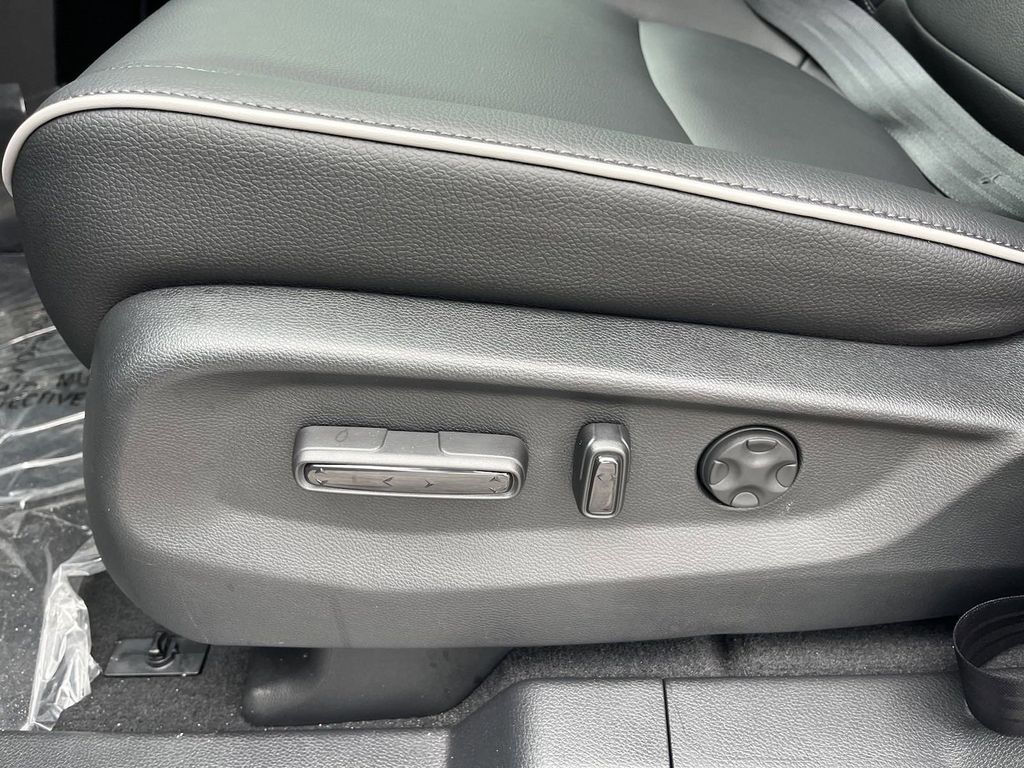 new 2025 Honda Odyssey car, priced at $46,426