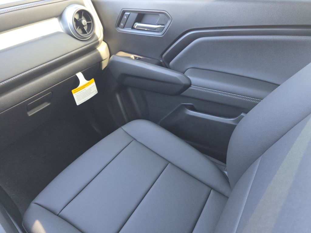 new 2026 Chevrolet Colorado car, priced at $34,900