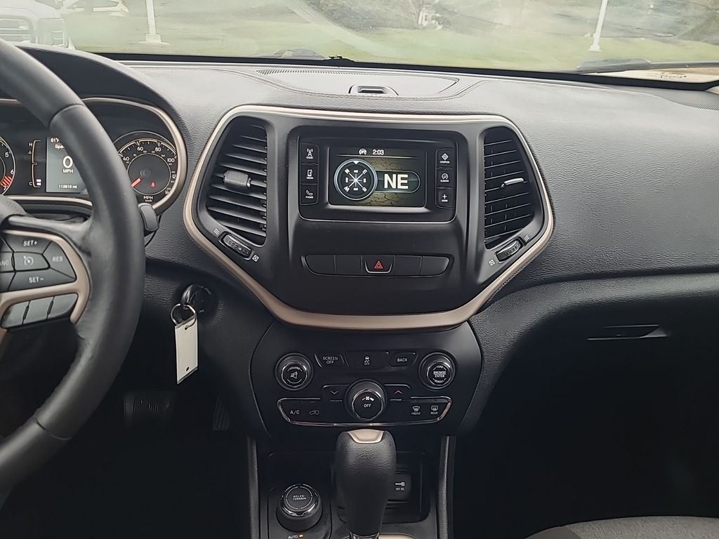 used 2014 Jeep Cherokee car, priced at $11,192