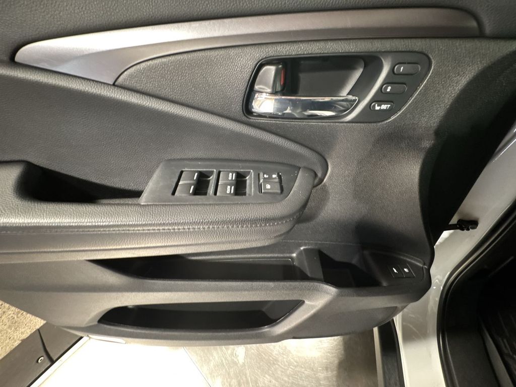 used 2022 Honda Pilot car, priced at $35,425