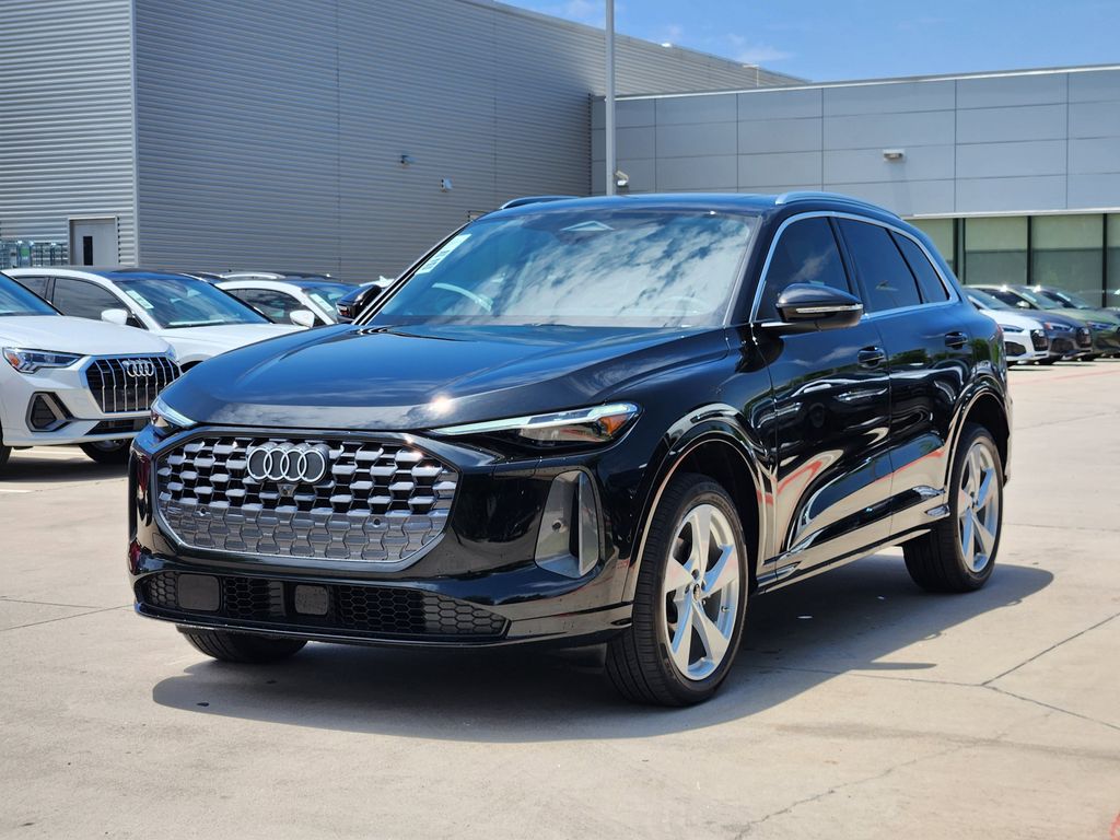 new 2025 Audi Q5 car, priced at $60,860