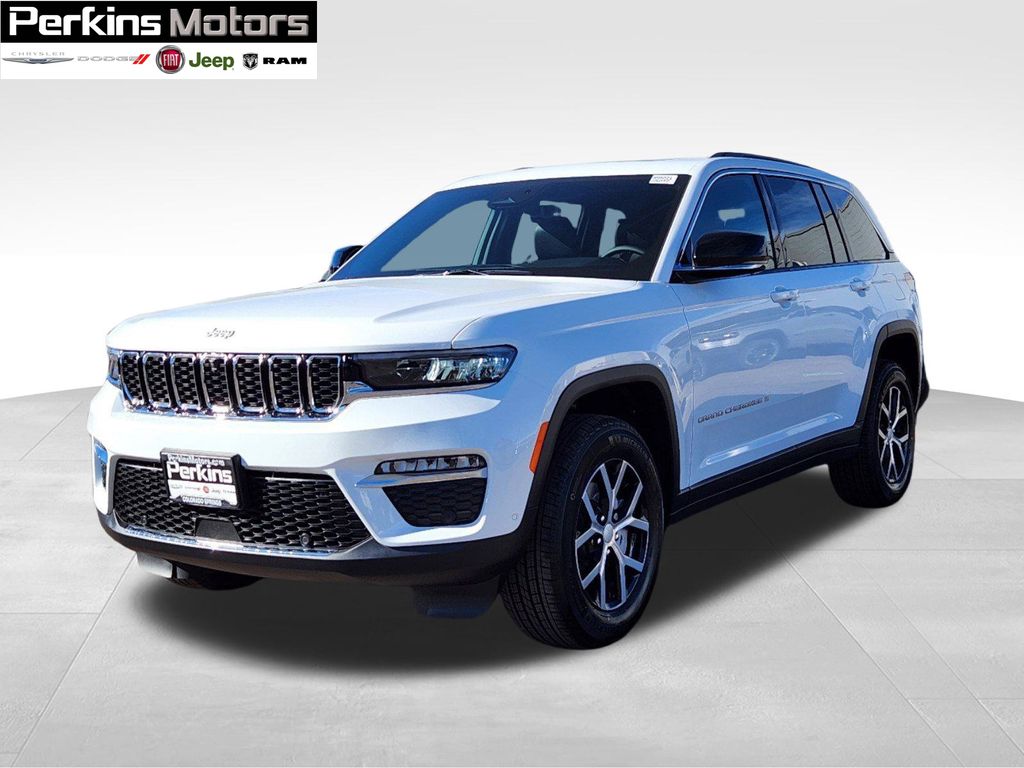 new 2025 Jeep Grand Cherokee car, priced at $48,399