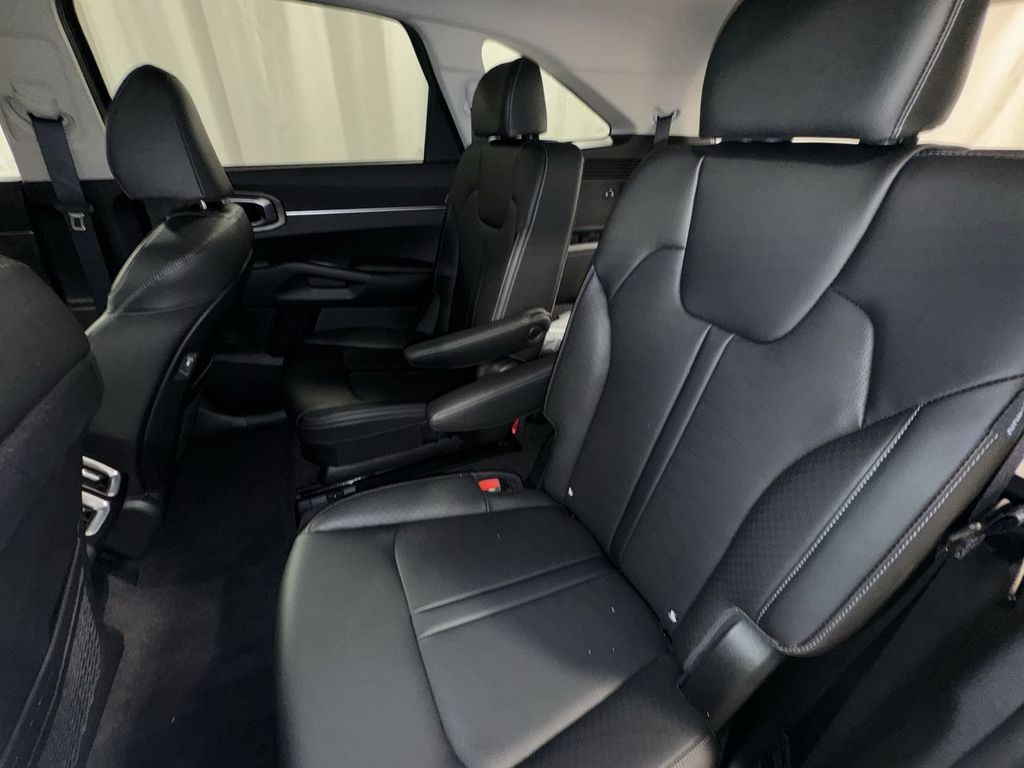 new 2025 Kia Sorento car, priced at $42,312