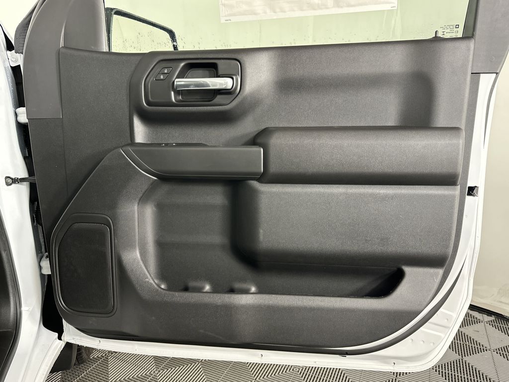 new 2025 GMC Sierra 1500 car, priced at $33,145