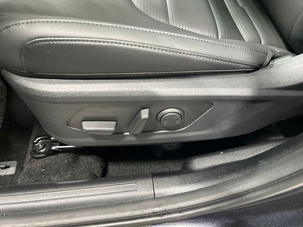 new 2026 Kia Sportage car, priced at $39,665