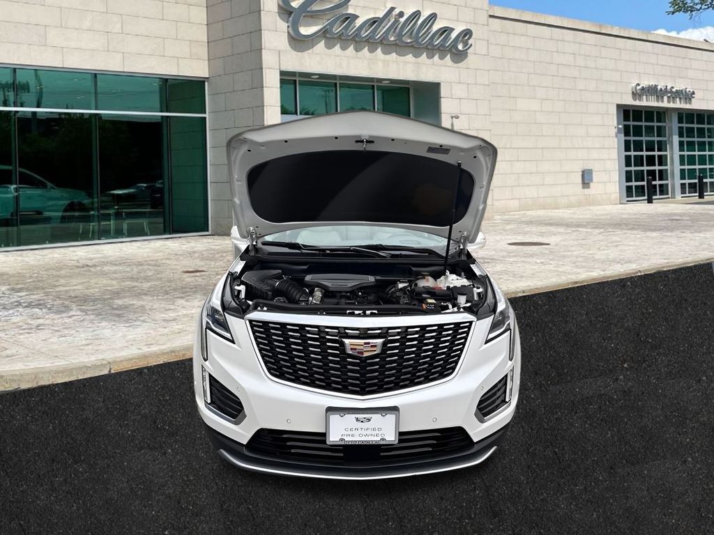 used 2023 Cadillac XT5 car, priced at $32,950