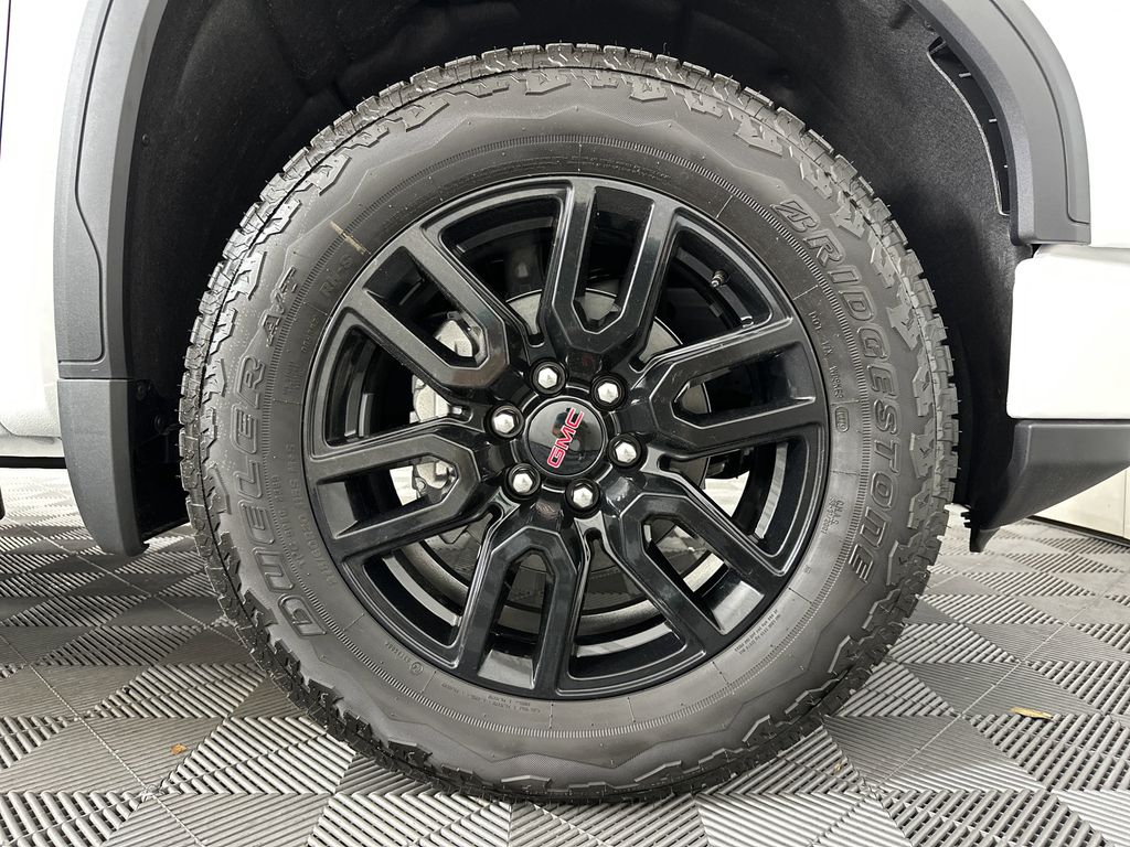 new 2025 GMC Sierra 1500 car, priced at $59,929