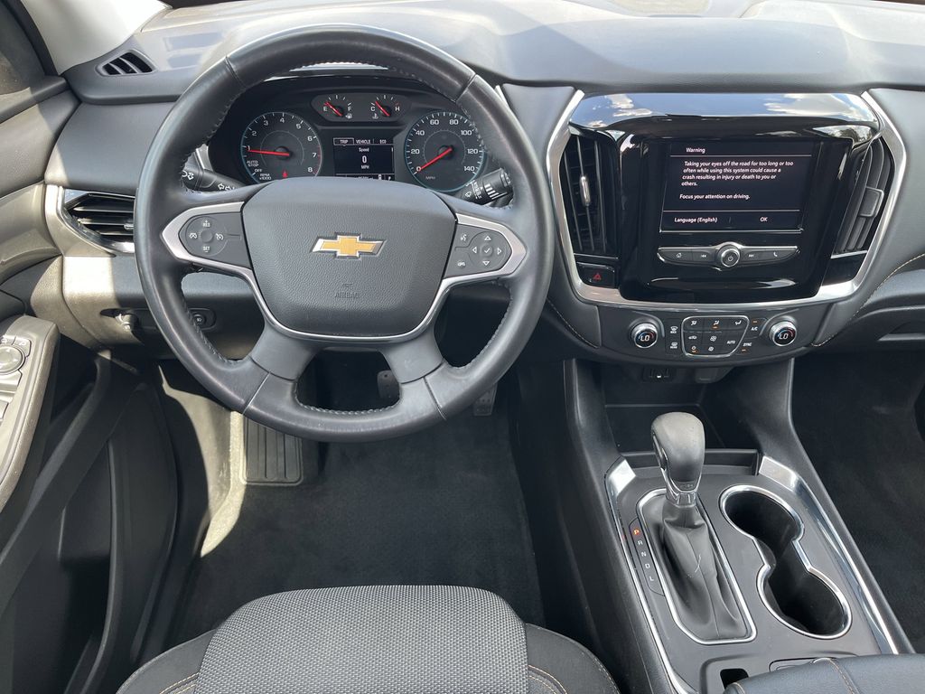 used 2021 Chevrolet Traverse car, priced at $25,477