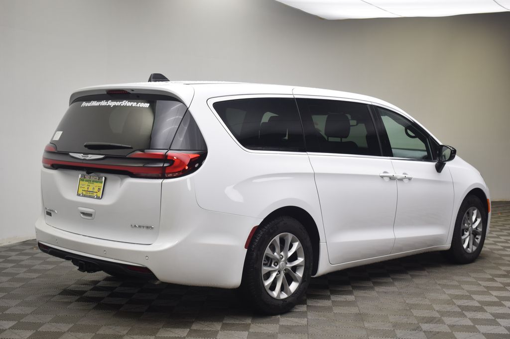 new 2026 Chrysler Pacifica car, priced at $48,645