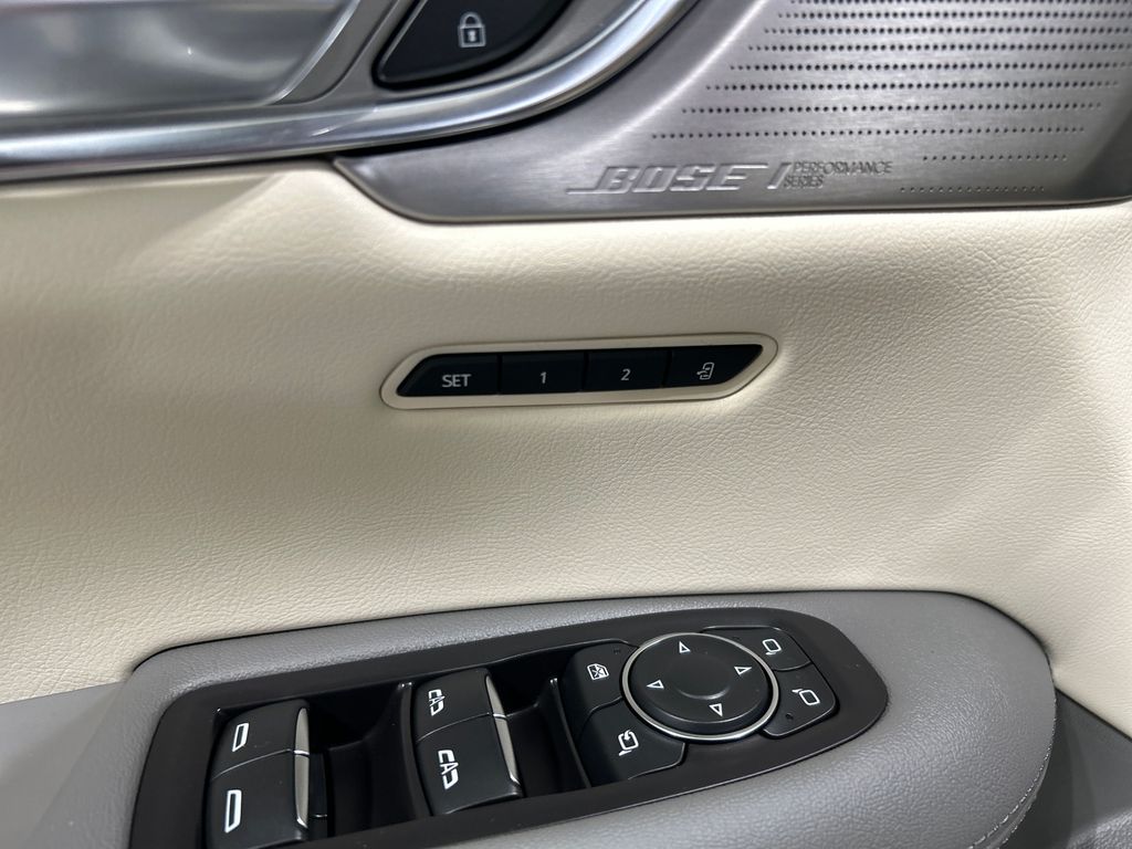 used 2020 Cadillac XT5 car, priced at $29,969