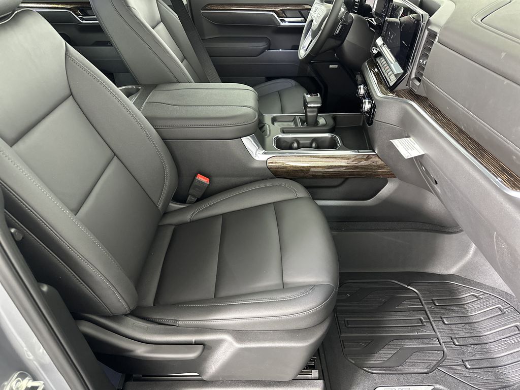 new 2025 GMC Sierra 1500 car, priced at $60,424