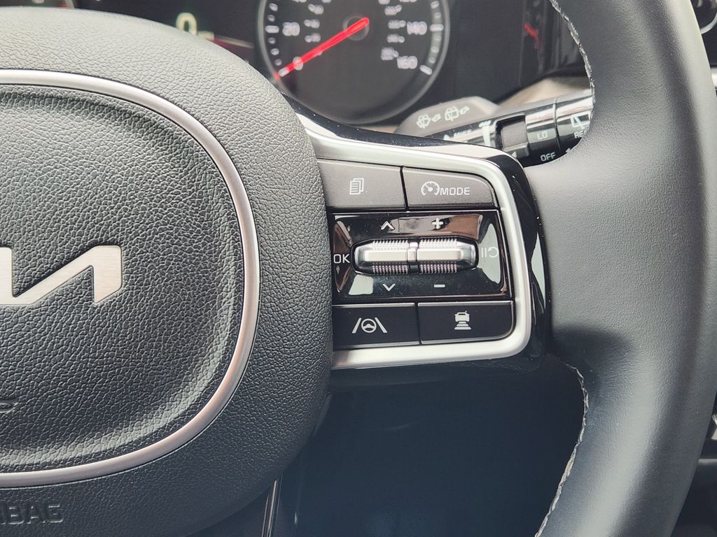 used 2022 Kia Sorento car, priced at $24,944