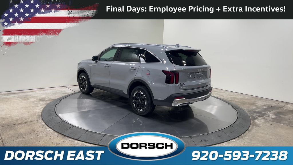 new 2025 Kia Sorento car, priced at $35,985