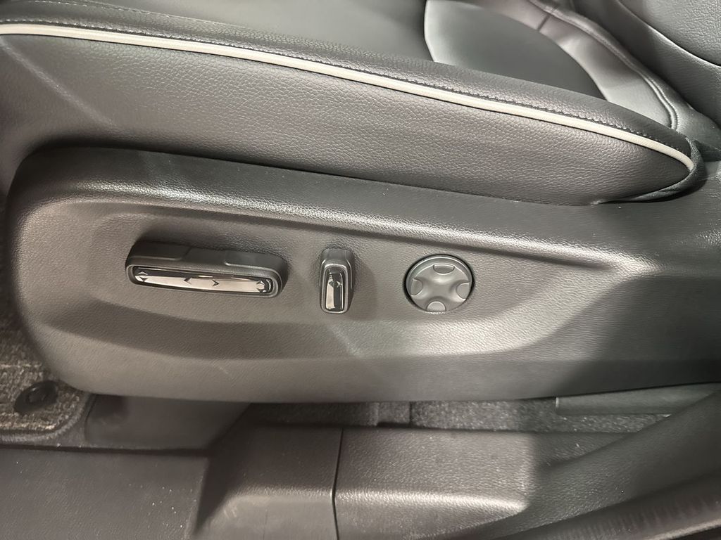 new 2026 Honda Odyssey car, priced at $48,990