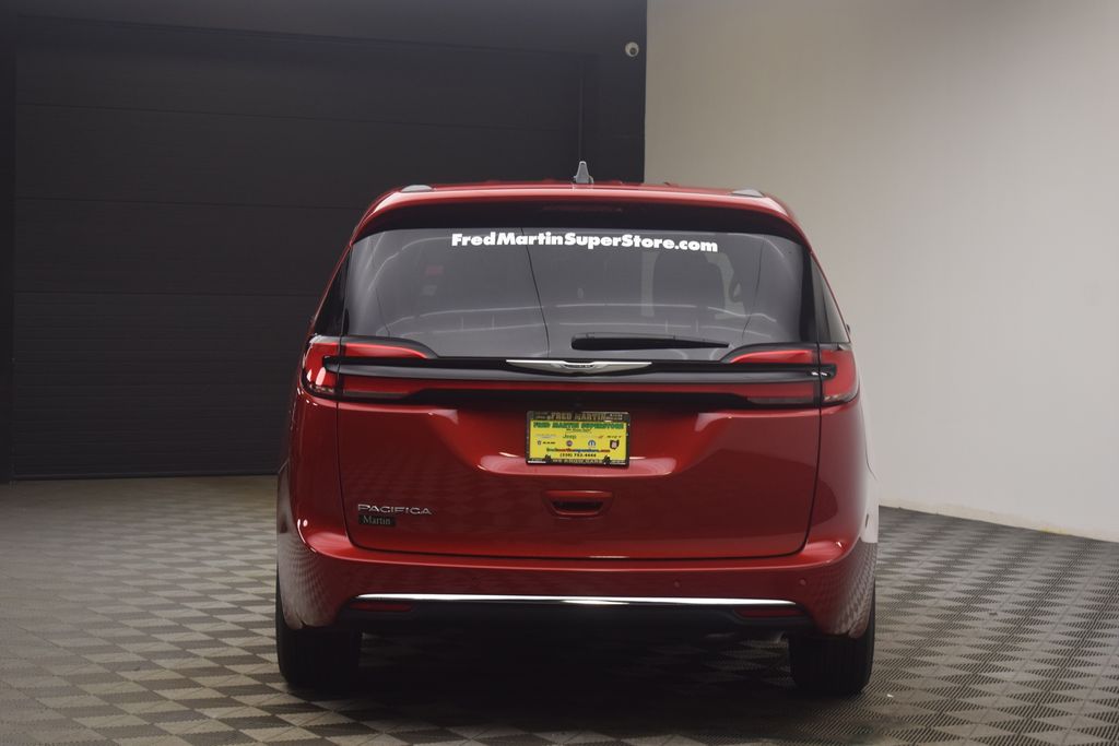 new 2026 Chrysler Pacifica car, priced at $43,215