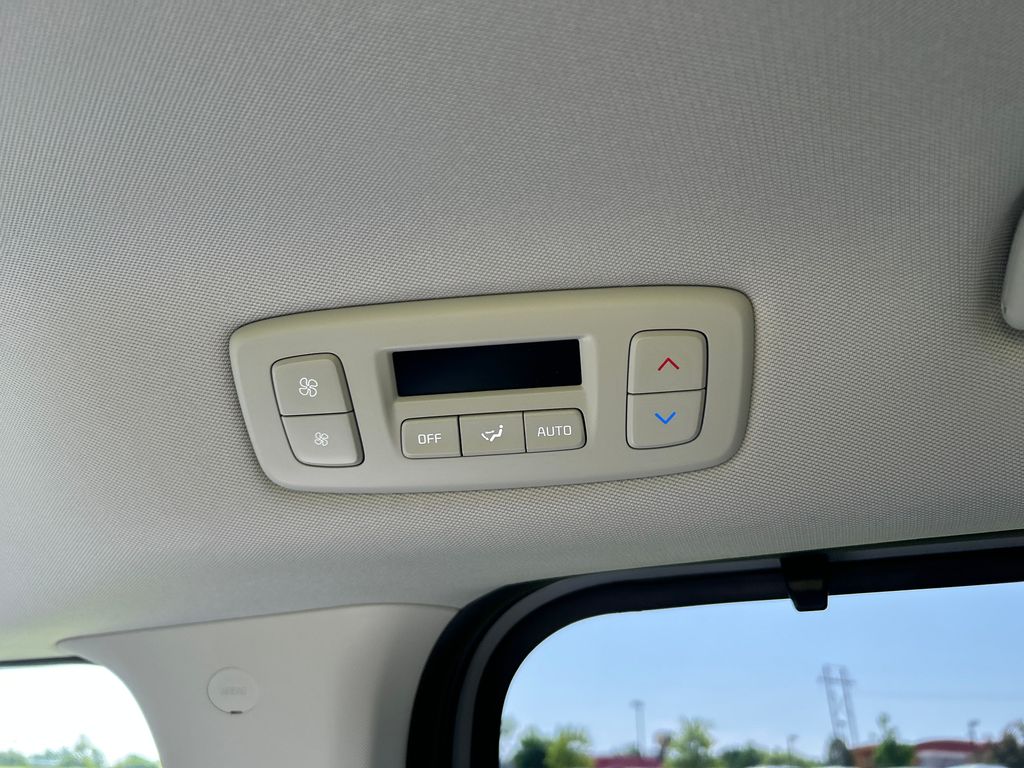 new 2026 Kia Carnival Hybrid car, priced at $53,074