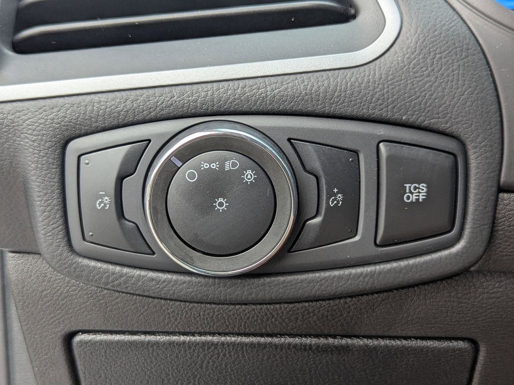 used 2020 Ford Edge car, priced at $16,492