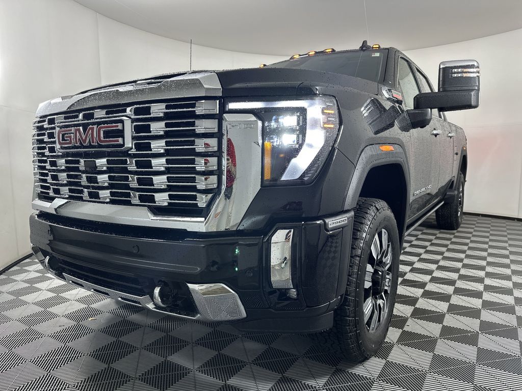 new 2025 GMC Sierra 2500HD car, priced at $86,034