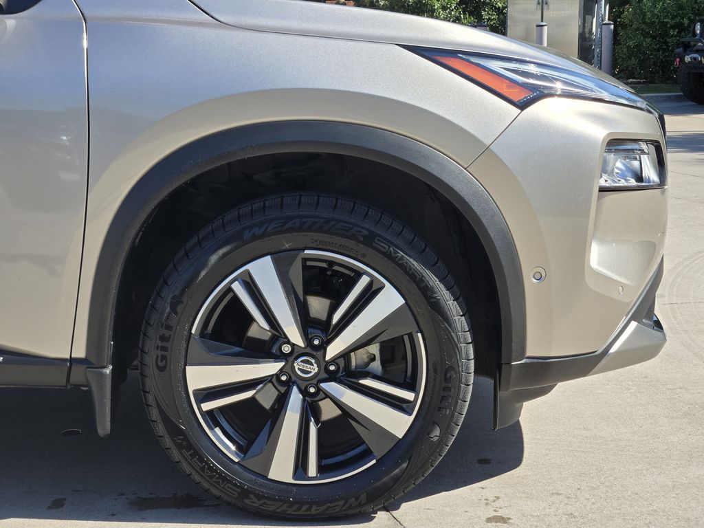 used 2021 Nissan Rogue car, priced at $24,642