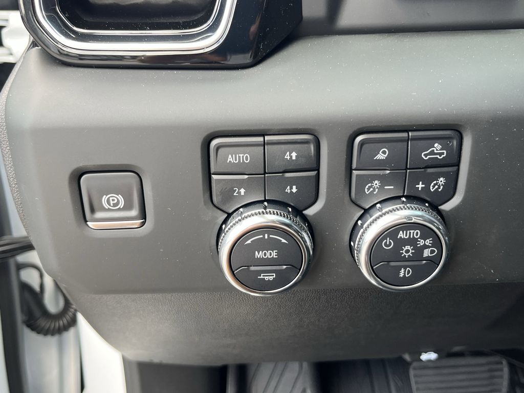 new 2025 GMC Sierra 2500HD car, priced at $79,336