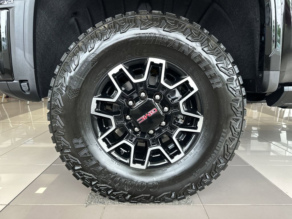 new 2025 GMC Sierra 2500HD car, priced at $94,549