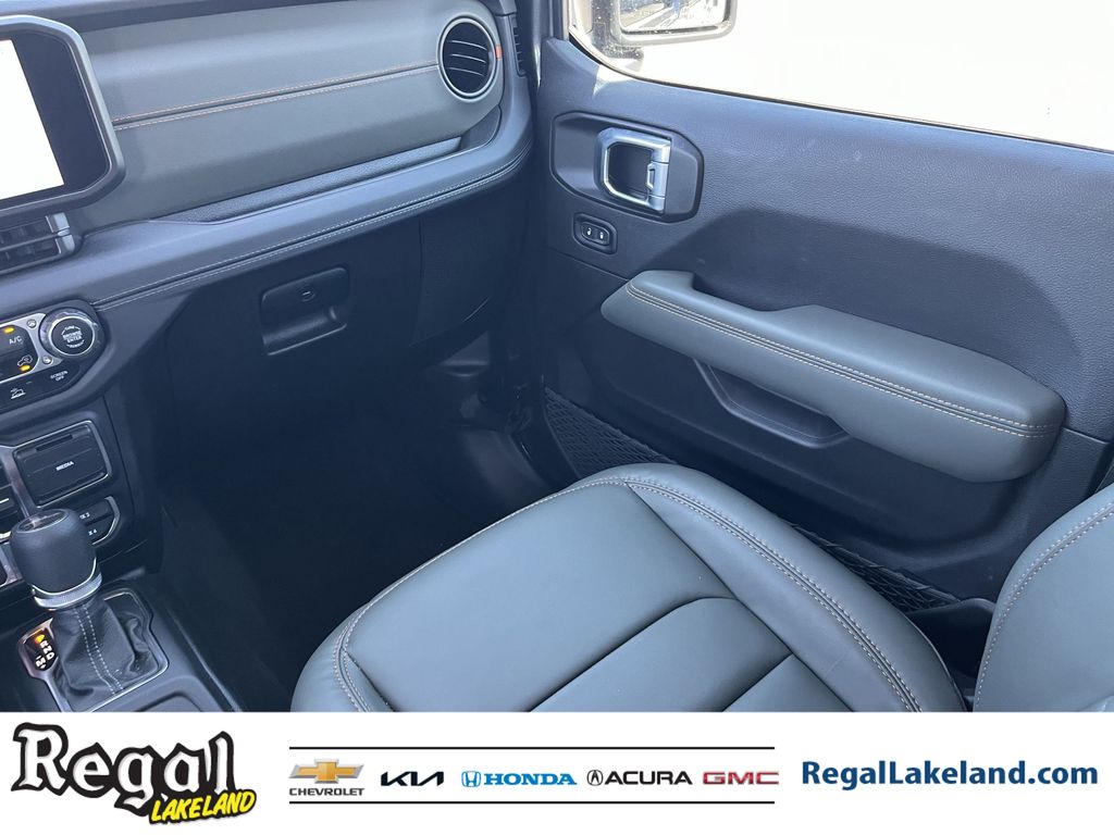 used 2024 Jeep Gladiator car, priced at $47,593