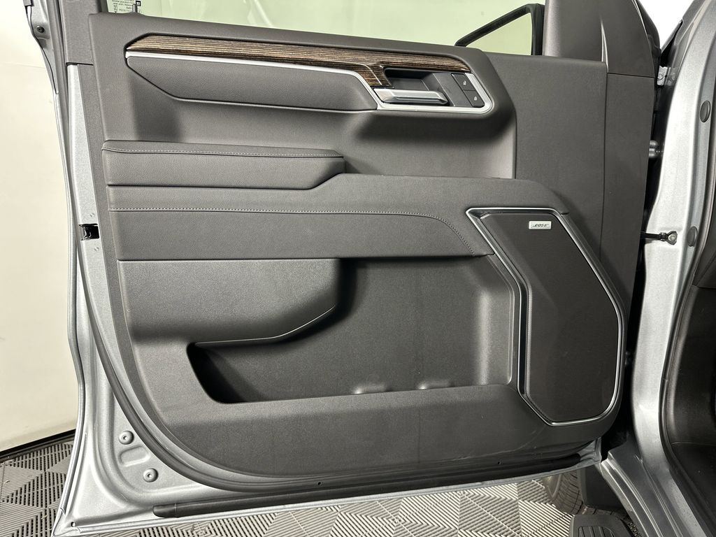 new 2025 GMC Sierra 1500 car, priced at $53,475