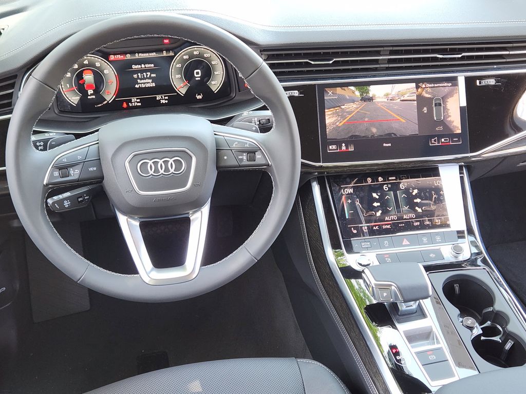 new 2025 Audi Q7 car, priced at $77,750