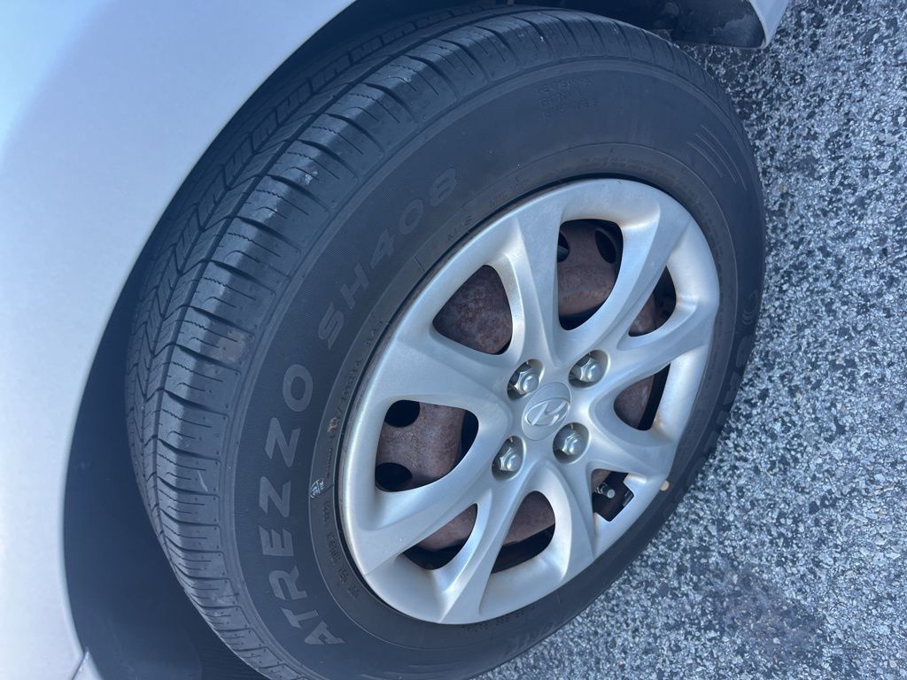 used 2012 Hyundai Accent car, priced at $5,991