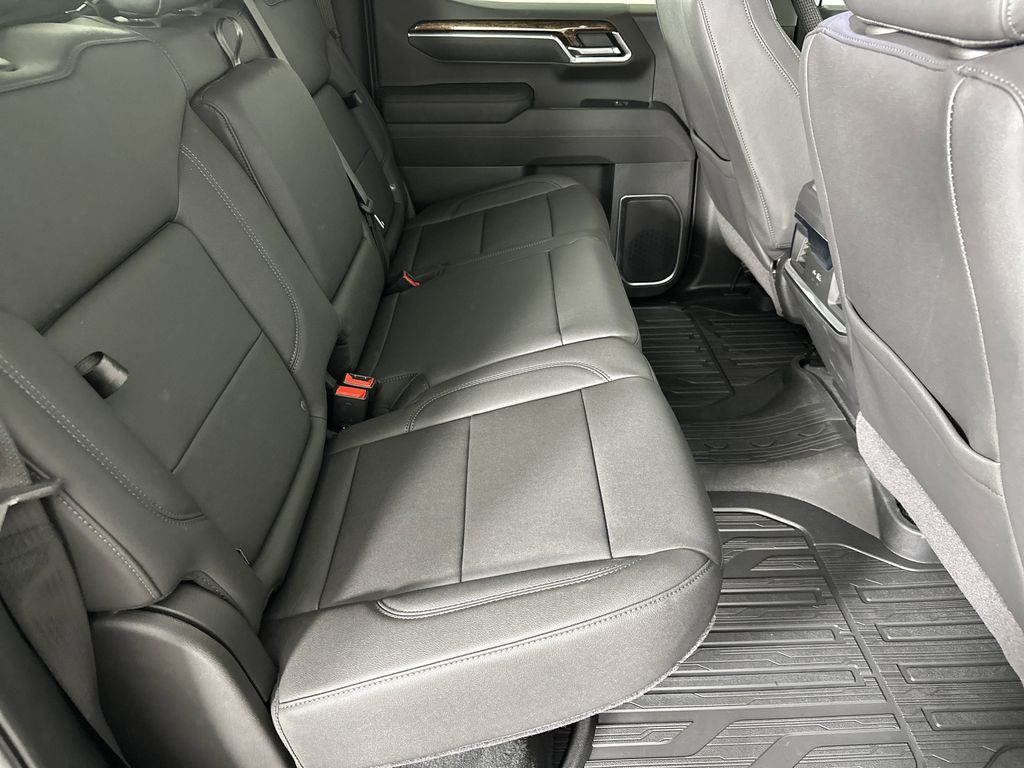 new 2025 GMC Sierra 1500 car, priced at $59,779