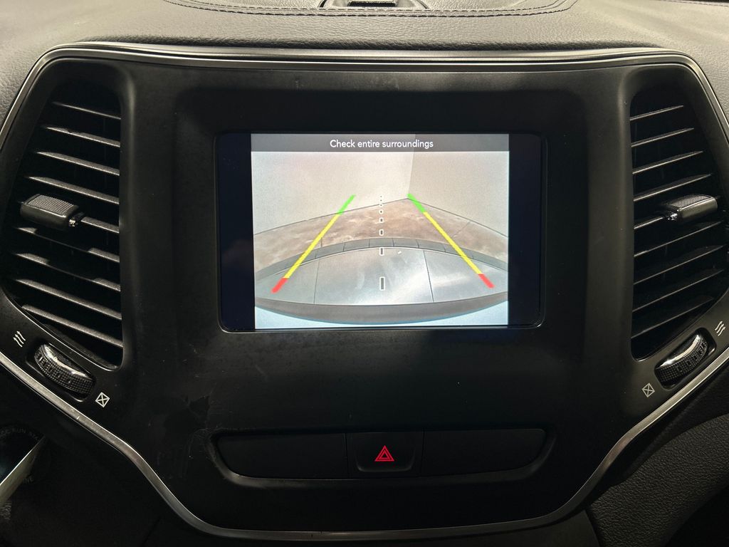 used 2019 Jeep Cherokee car, priced at $16,501