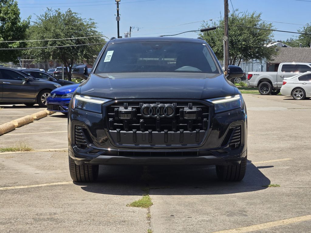 new 2025 Audi Q7 car, priced at $71,100