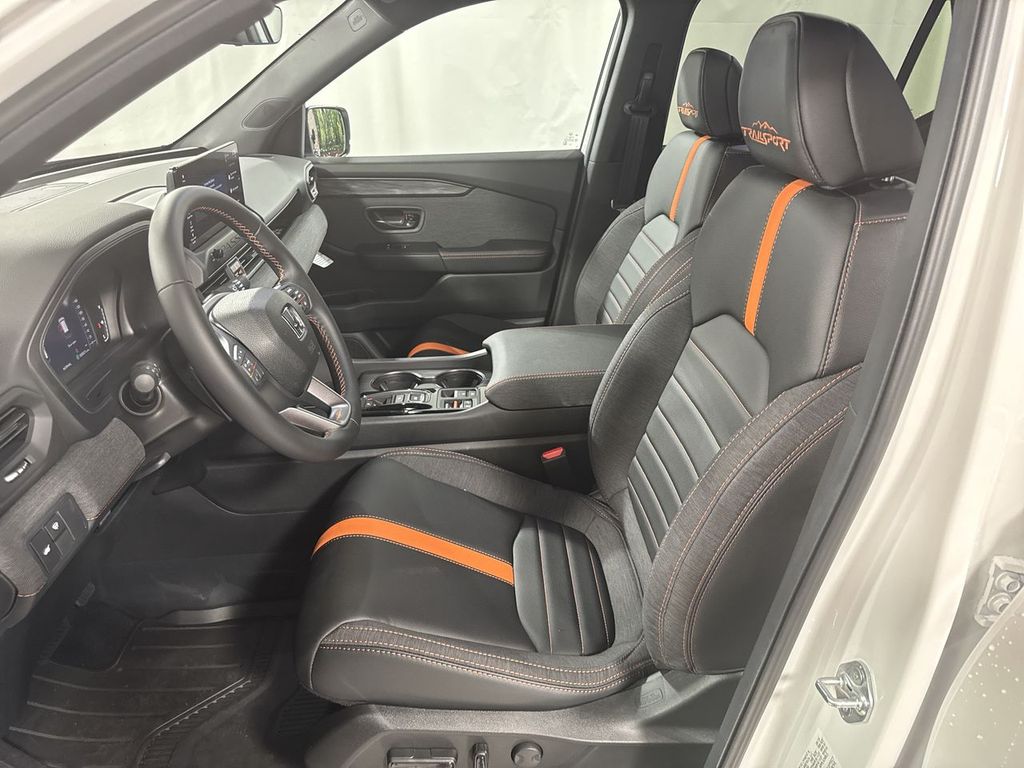 new 2026 Honda Passport car, priced at $50,400