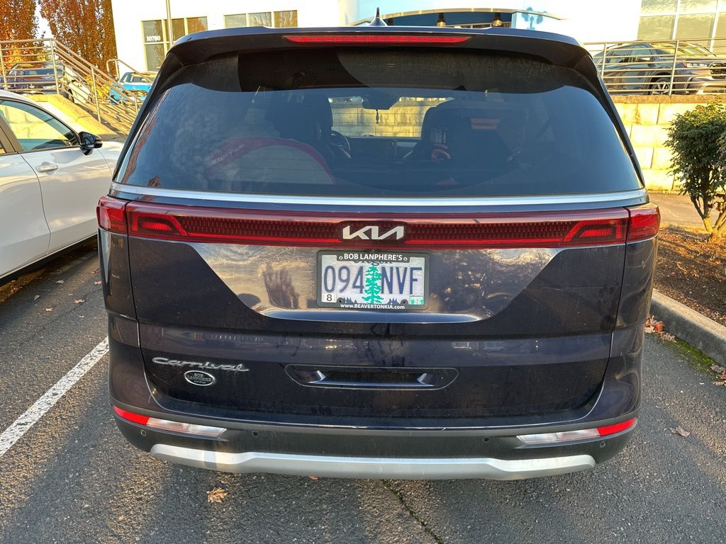 used 2022 Kia Carnival car, priced at $25,700