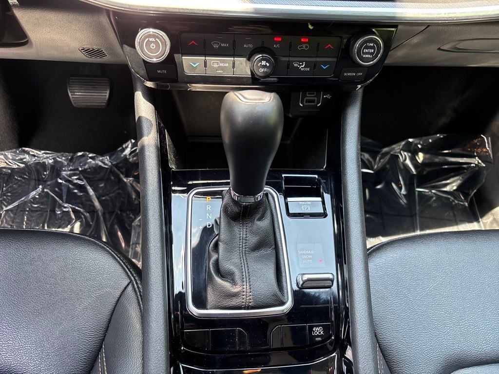 used 2023 Jeep Compass car, priced at $21,200