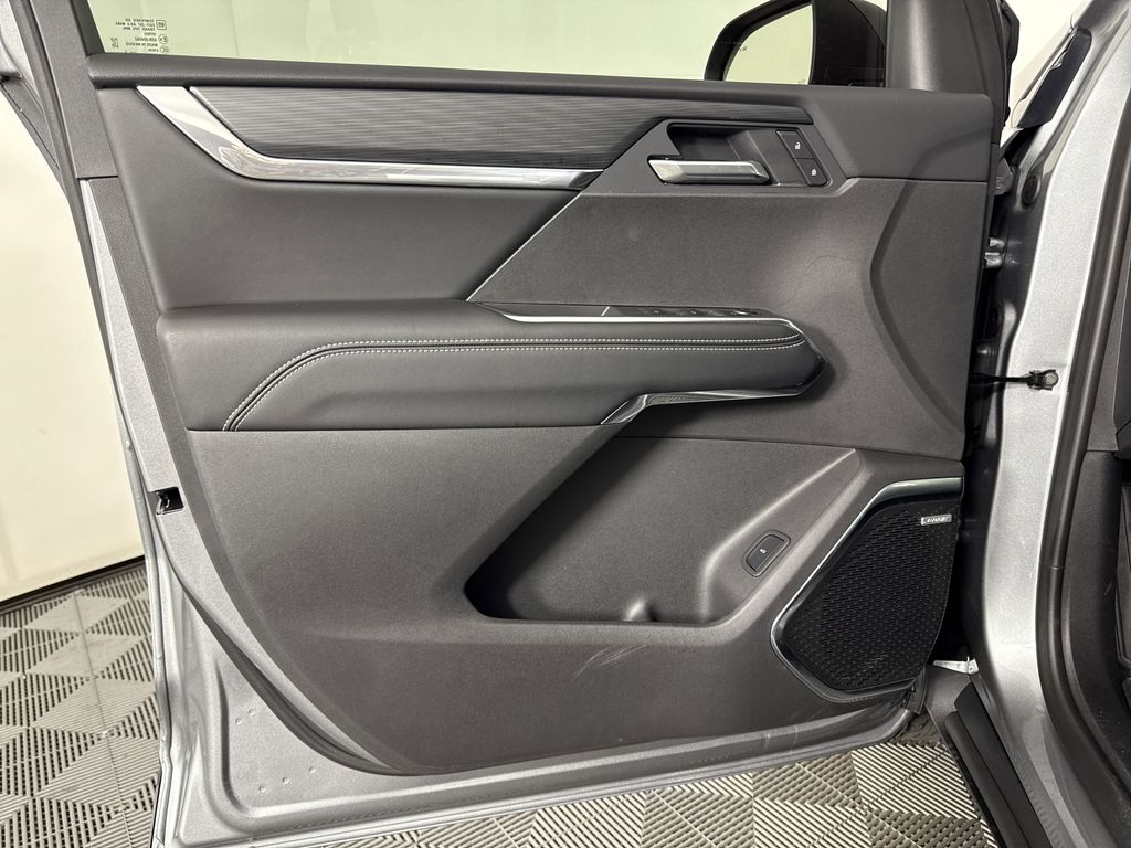 new 2025 GMC Acadia car, priced at $50,325