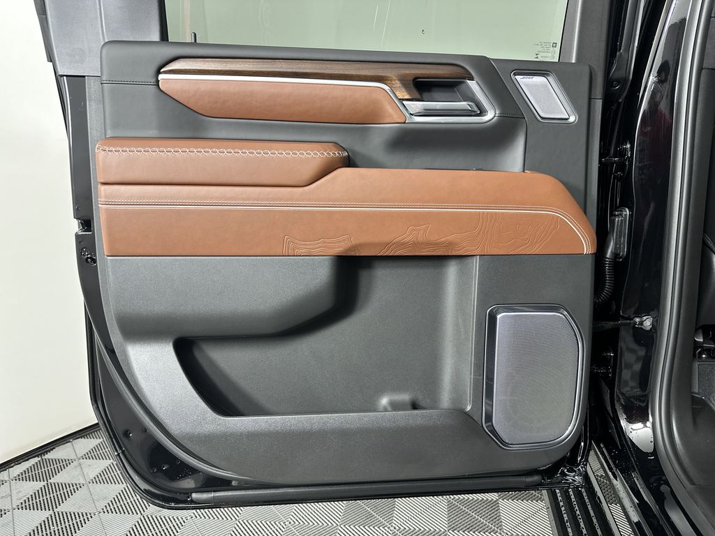 new 2025 GMC Sierra 2500HD car, priced at $94,014