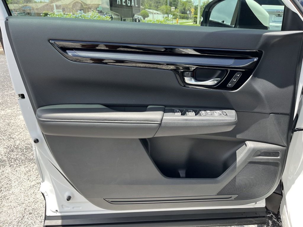 new 2025 Honda CR-V car, priced at $35,376