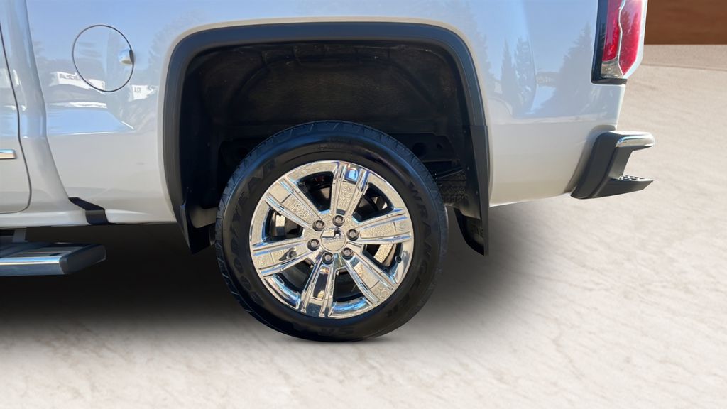 used 2018 GMC Sierra 1500 car, priced at $32,000