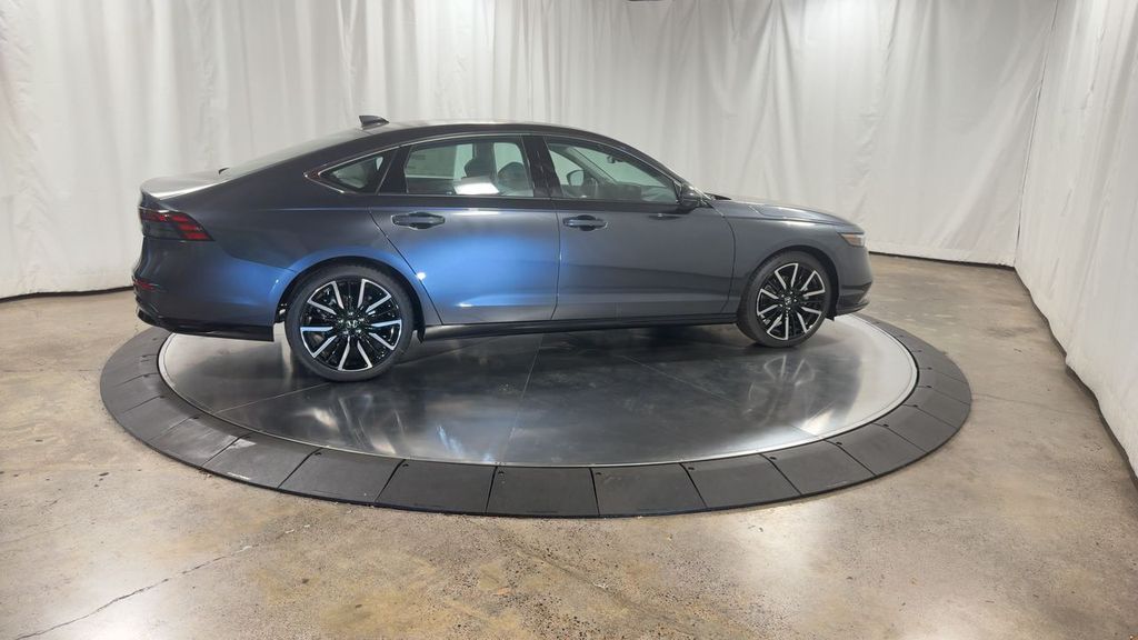 new 2025 Honda Accord Hybrid car, priced at $40,450