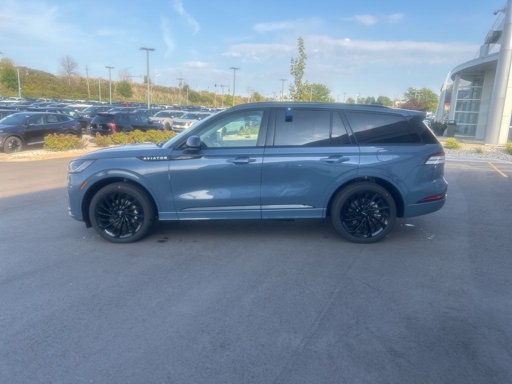 new 2025 Lincoln Aviator car, priced at $79,495