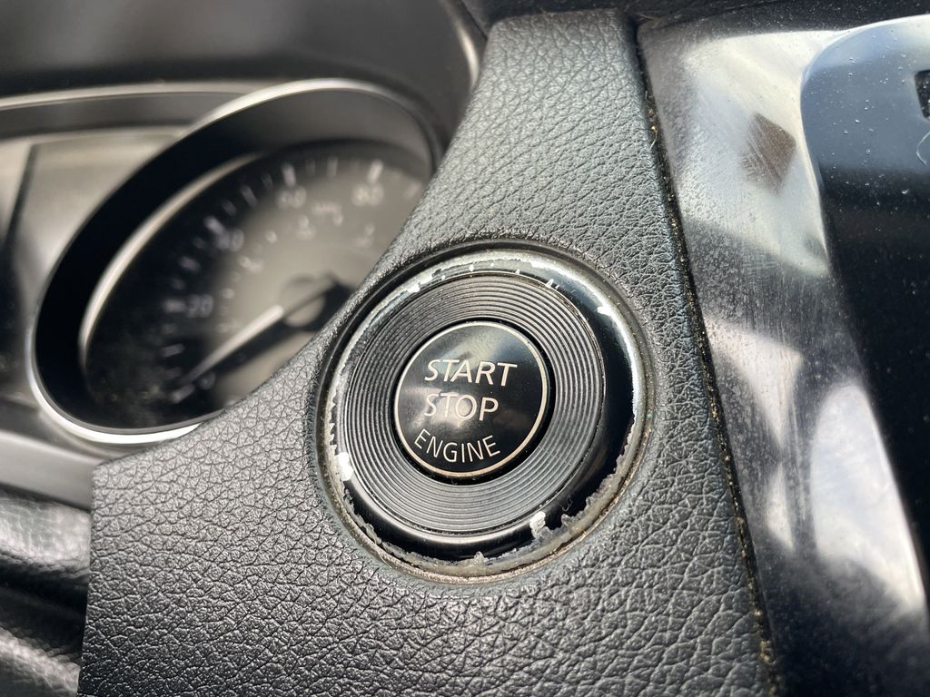 used 2017 Nissan Rogue car, priced at $7,992