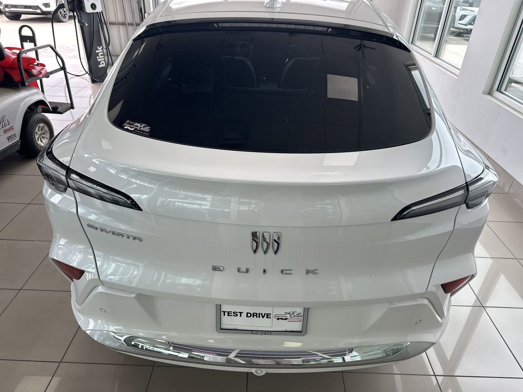 new 2025 Buick Envista car, priced at $31,585